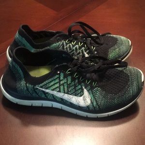 Nike Free 4.0 Flyknit-size 7.5